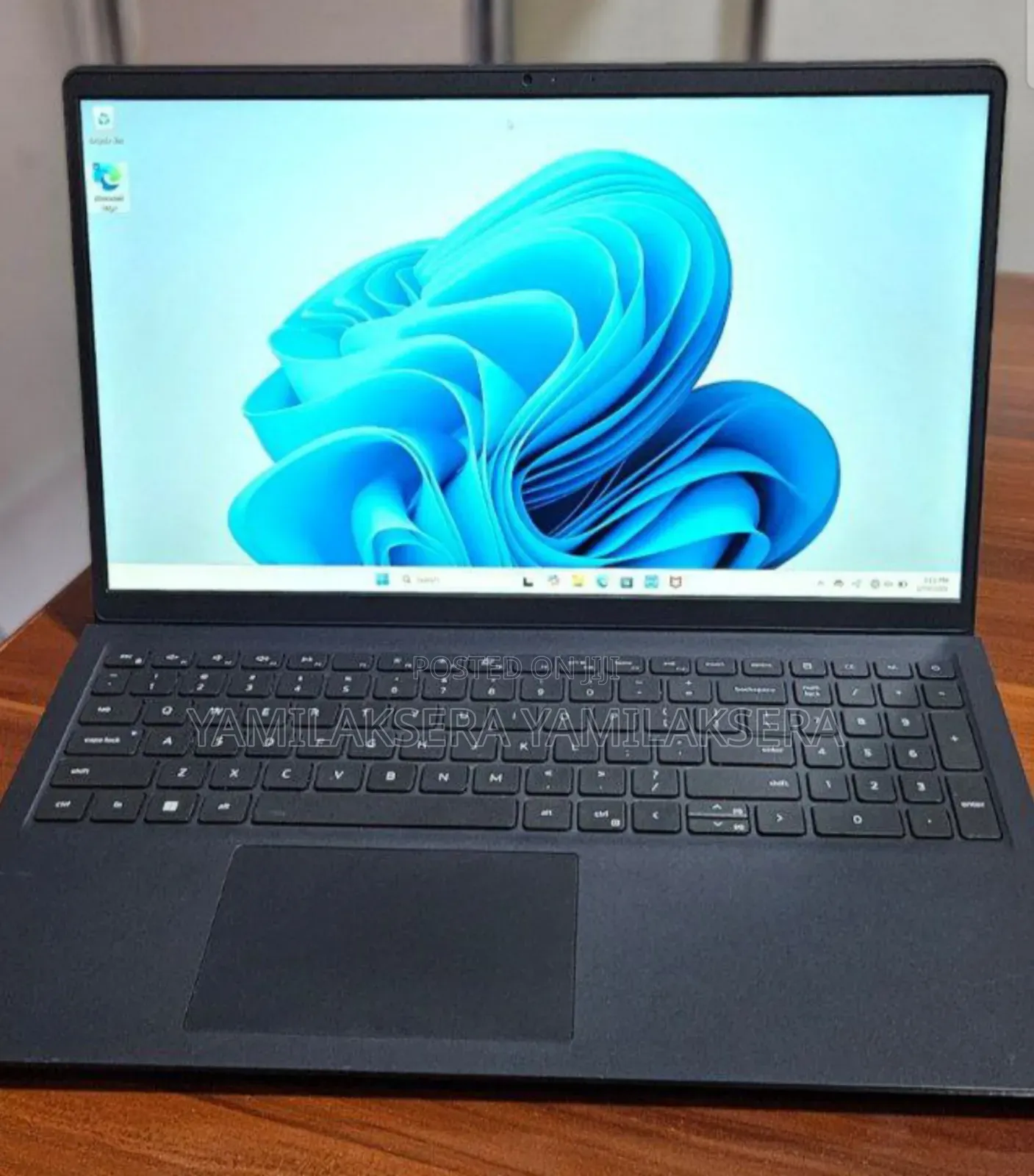 New Laptop Dell Inspiron 15 16GB AMD Ryzen 7 SSD 512GB