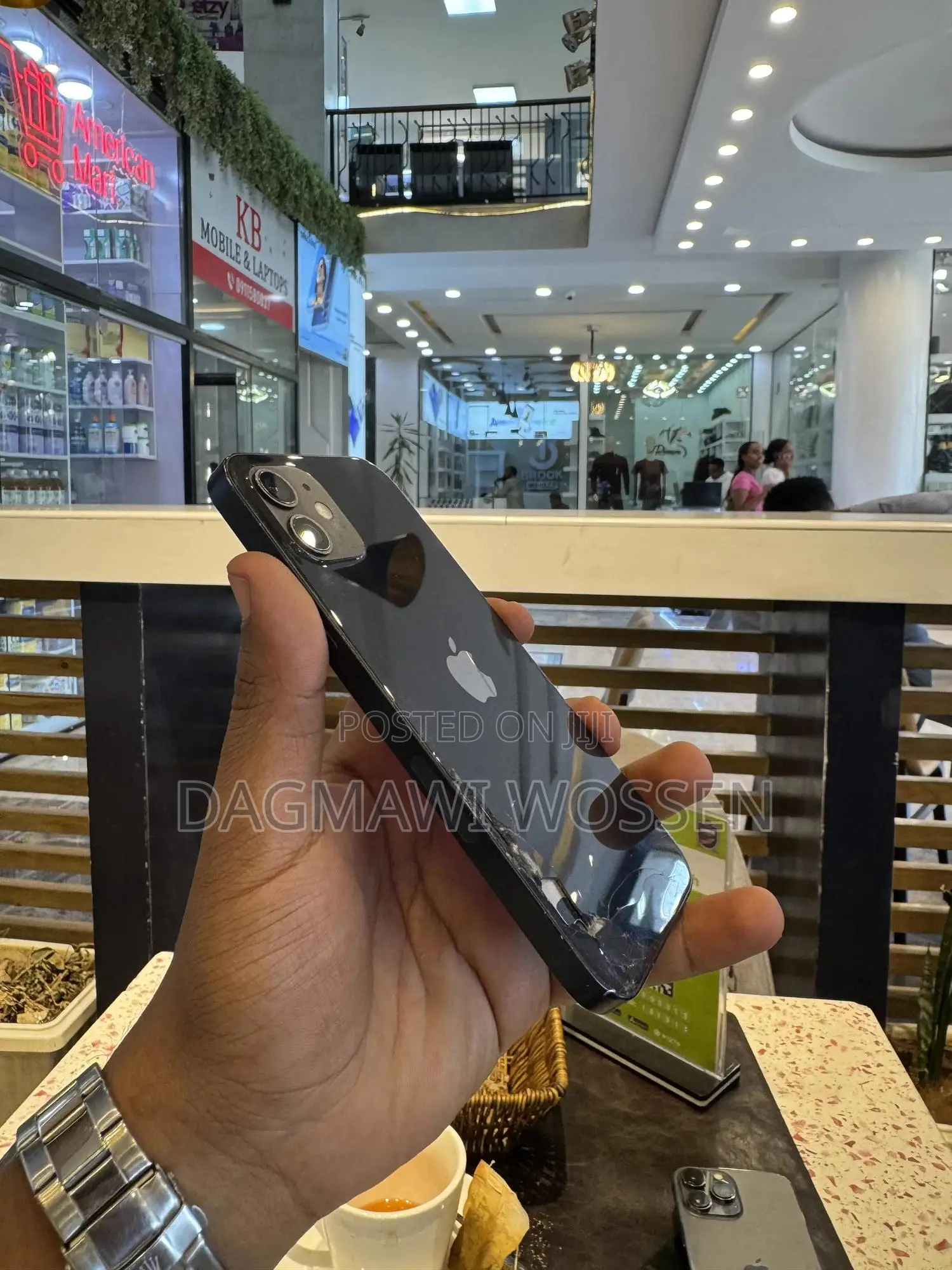 Apple iPhone 12 64 GB Black