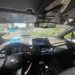 Toyota C-HR 2020 White