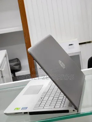 New Laptop HP Pavilion 15 8GB Intel Core i7 SSD 512GB