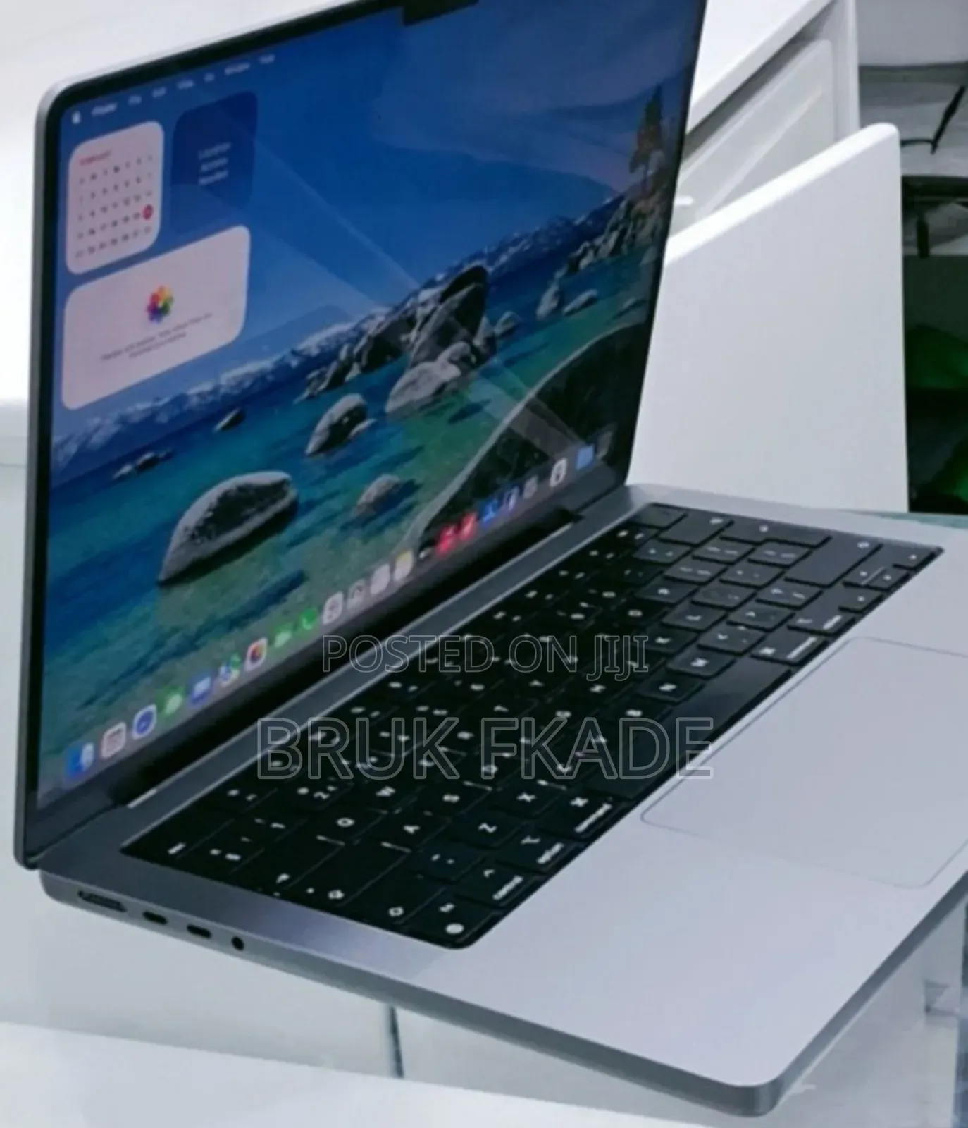 New Laptop Apple MacBook Pro 2021 M1 16GB Apple M1 Pro SSD 1T