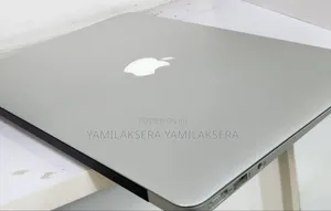 New Laptop Apple MacBook Air 2017 8GB Intel Core i5 SSD 256GB