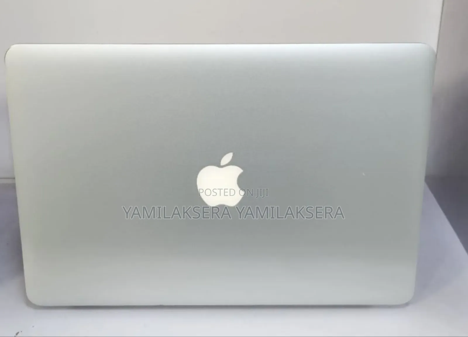 New Laptop Apple MacBook Air 2017 8GB Intel Core i5 SSD 256GB