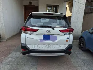 Toyota Rush 2023 White