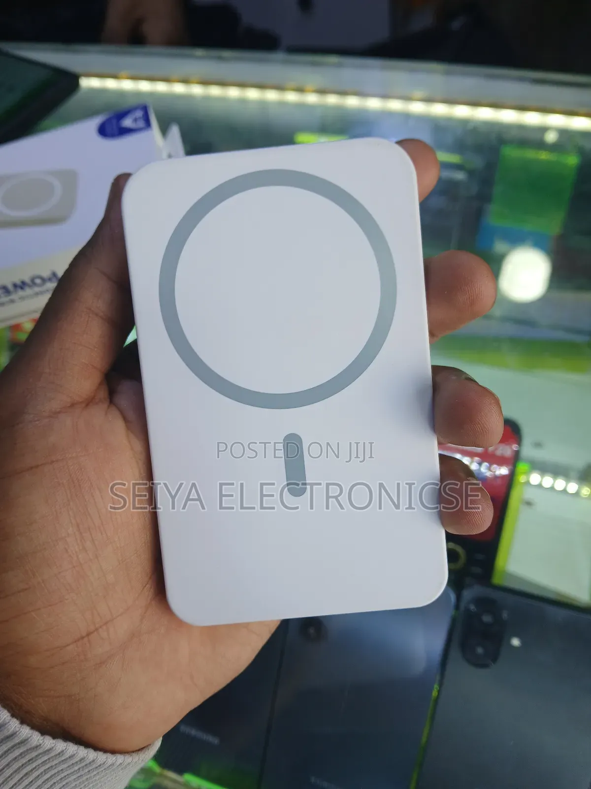 Germany Y60 Wireless Power Bank 10,000mah Magnetic Charging