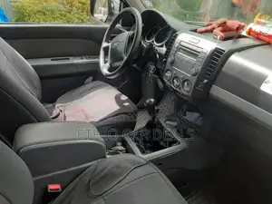 Ford Everest 2006 Blue