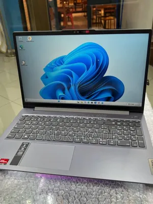 New Laptop Lenovo Ideapad 3 16GB AMD Ryzen 5 SSD 512GB
