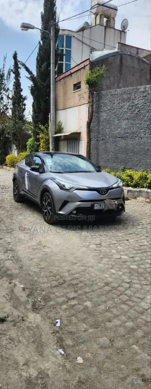 Toyota C-HR 2017 Gray