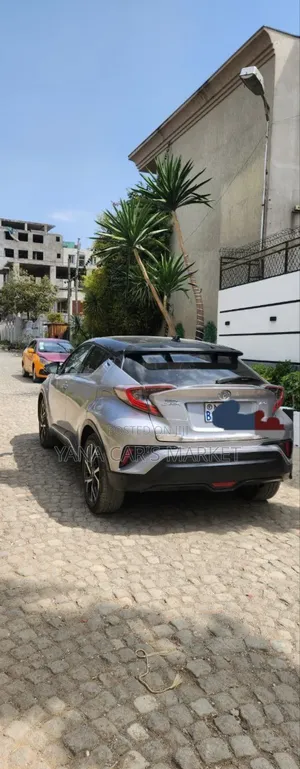 Toyota C-HR 2017 Gray