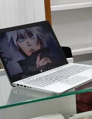 New Laptop HP Pavilion 15 8GB Intel Core i7 SSD 512GB