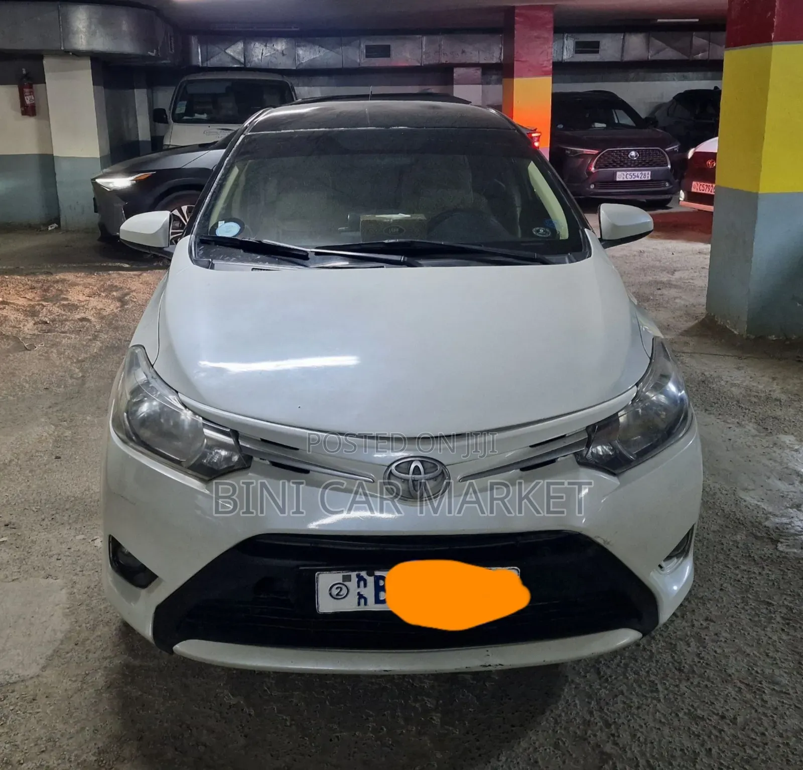 Toyota Yaris 2013 White