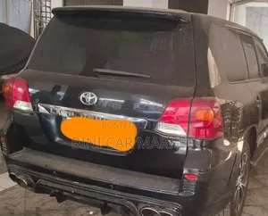 Toyota Land Cruiser 2015 Black