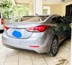 Hyundai Avante 2015 Silver