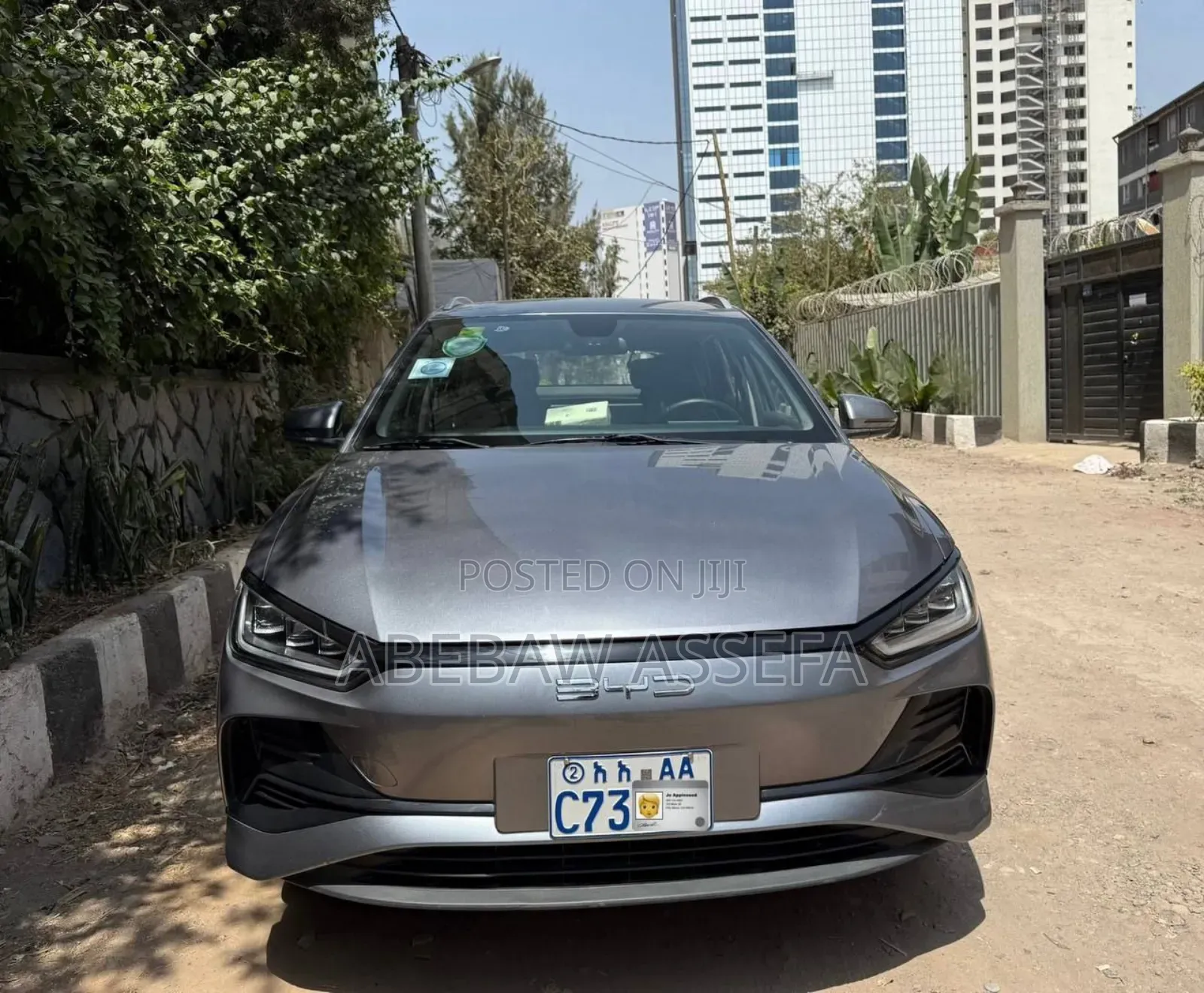 BYD E2 43 kWh 94 hp FWD 2024 Gray