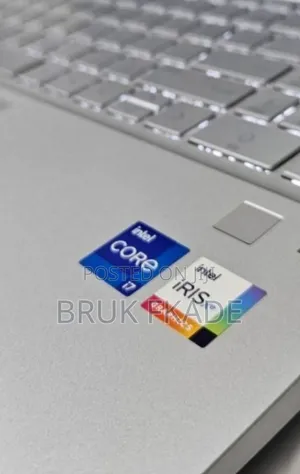 New Laptop HP Pavilion 15 8GB Intel Core i7 SSD 512GB