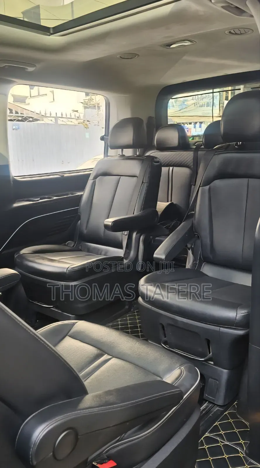 Hyundai Staria 2025 Gray