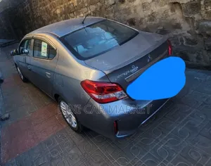 Mitsubishi Attrage 2022 Gray