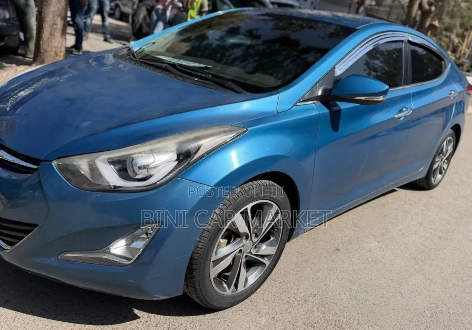 Hyundai Avante 2015 Blue