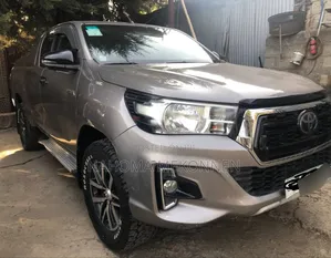 Toyota Hilux 2019 Brown