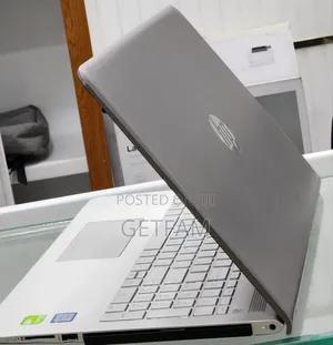 New Laptop HP Pavilion 15 8GB Intel Core i7 SSD 512GB