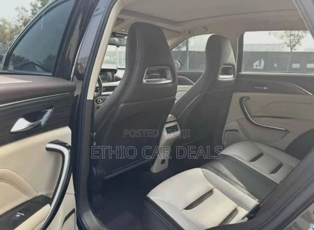 Bestune T77 1.2 FWD 2021 Brown