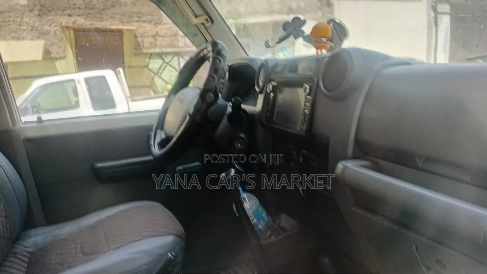 Toyota Land Cruiser 2012 White