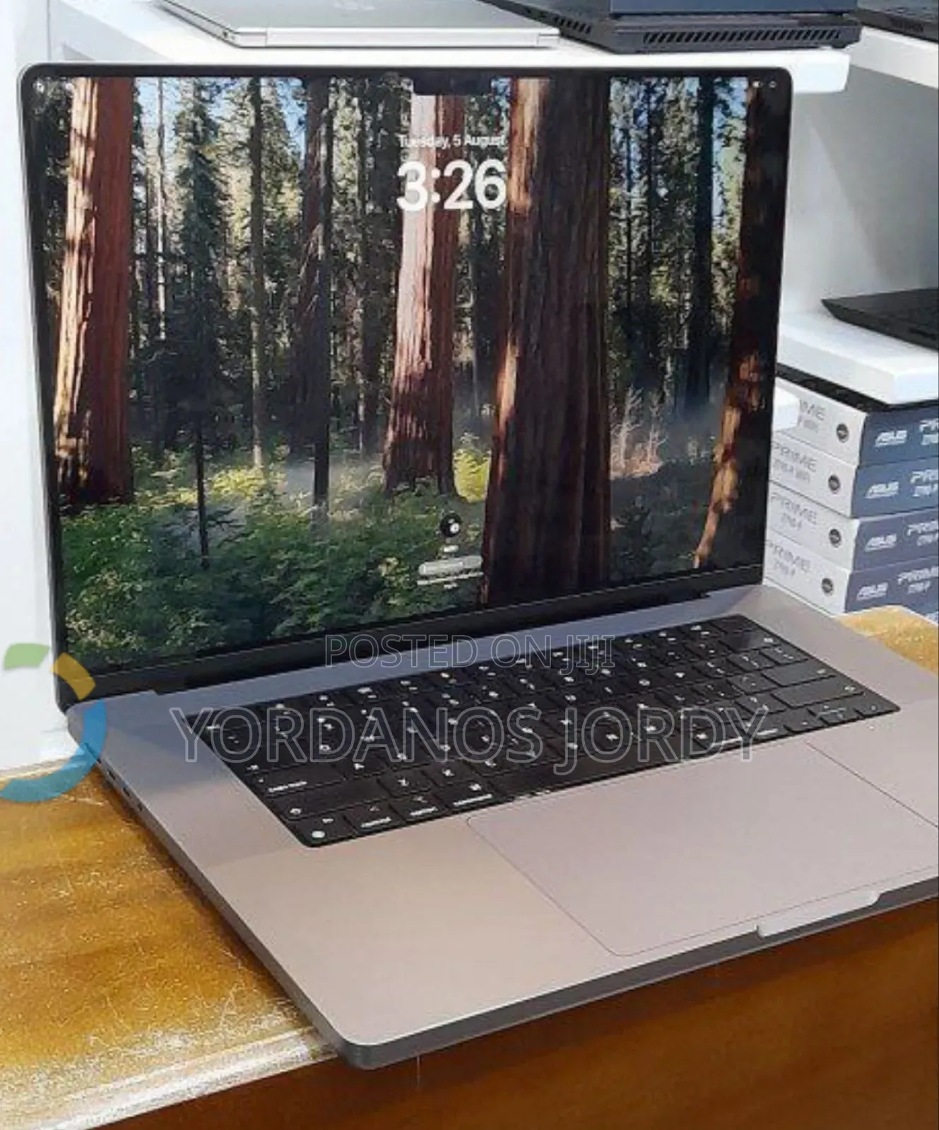 New Laptop Apple MacBook Pro M1 16GB Apple M1 Pro SSD 1T