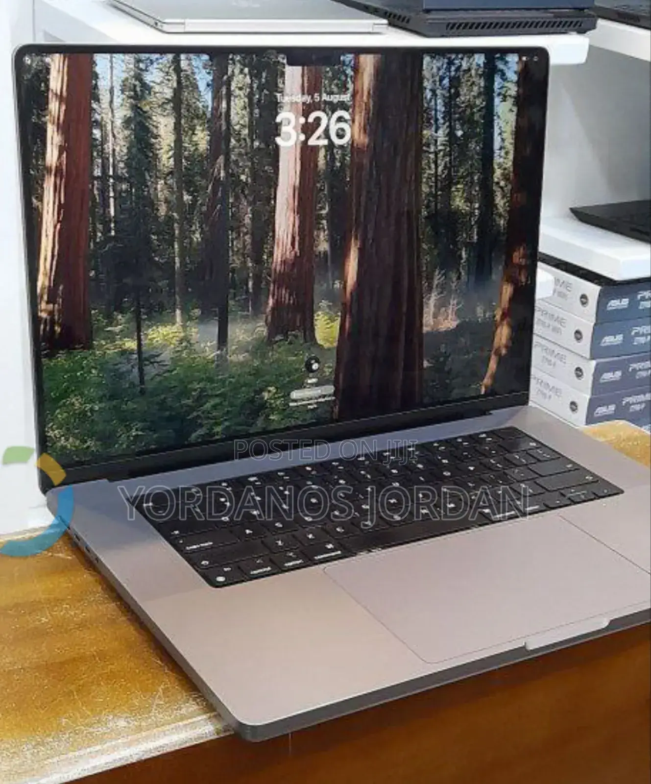New Laptop Apple MacBook Pro M1 16GB Apple M1 Pro SSD 1T