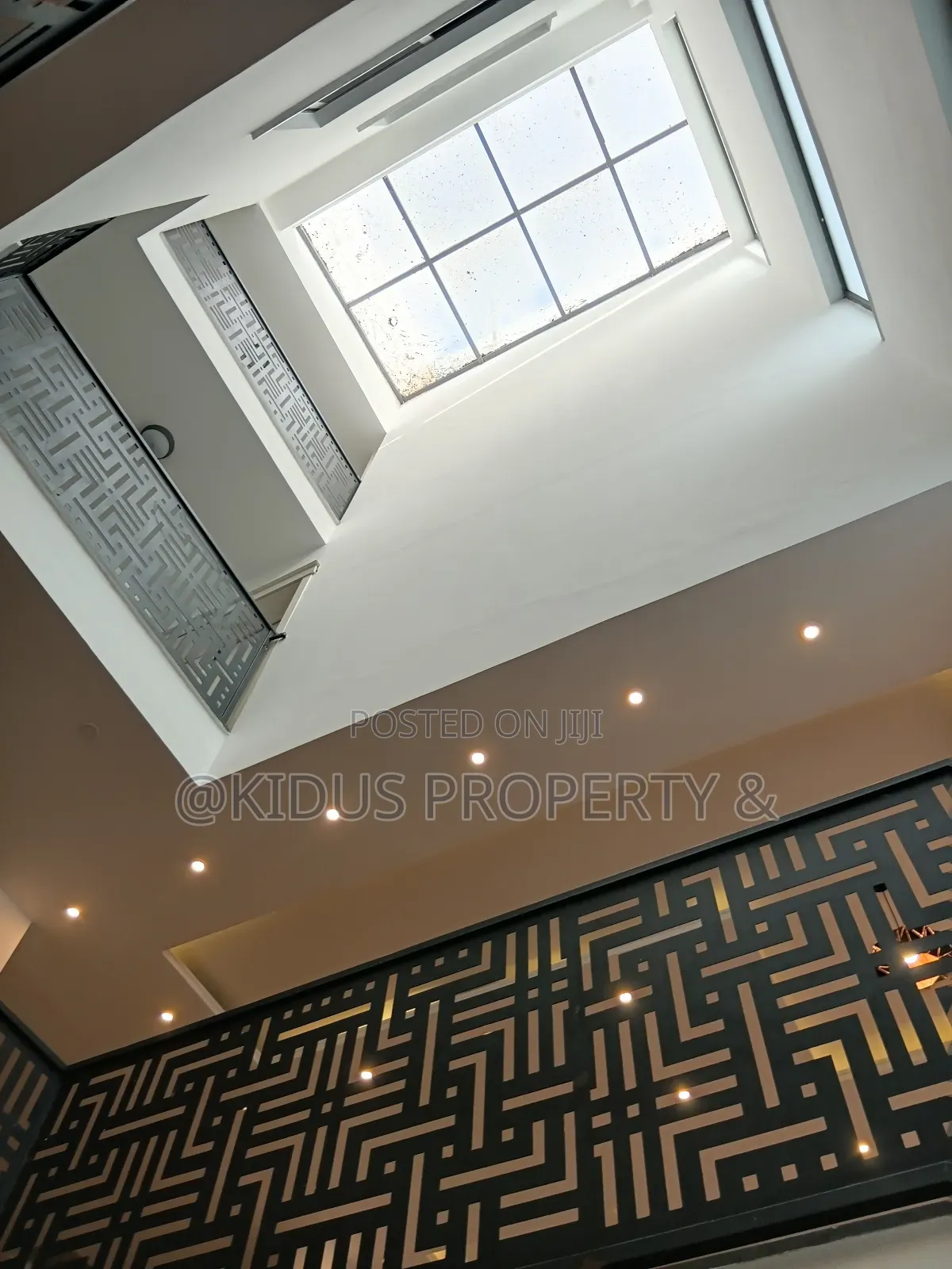 8bdrm House in Mekaele Africa, Nifas Silk-Lafto for rent