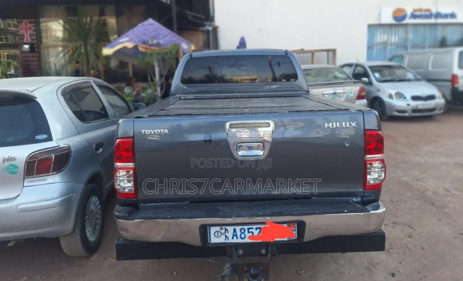Toyota Hilux SR 4x4 2013 Gray
