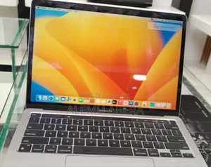 New Laptop Apple MacBook Pro 2020 M1 8GB Apple M1 SSD 256GB