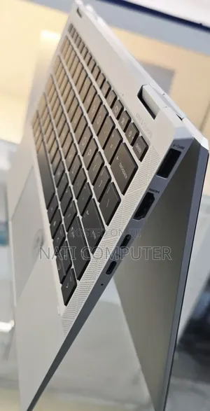 New Laptop HP EliteBook 1040 G8 32GB Intel Core i7 SSD 512GB