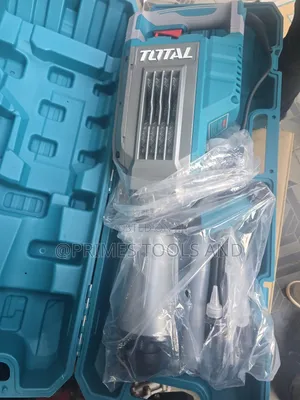 Total Jack Hammer 1700w – Powerful Demolition Tool