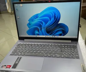 New Laptop Lenovo Ideapad 3 16GB AMD Ryzen 5 SSD 512GB