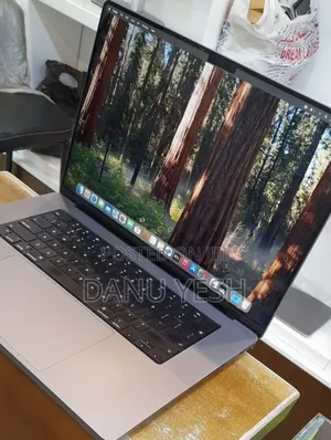 New Laptop Apple MacBook Pro 2021 M1 16GB Apple M1 Pro SSD 1T