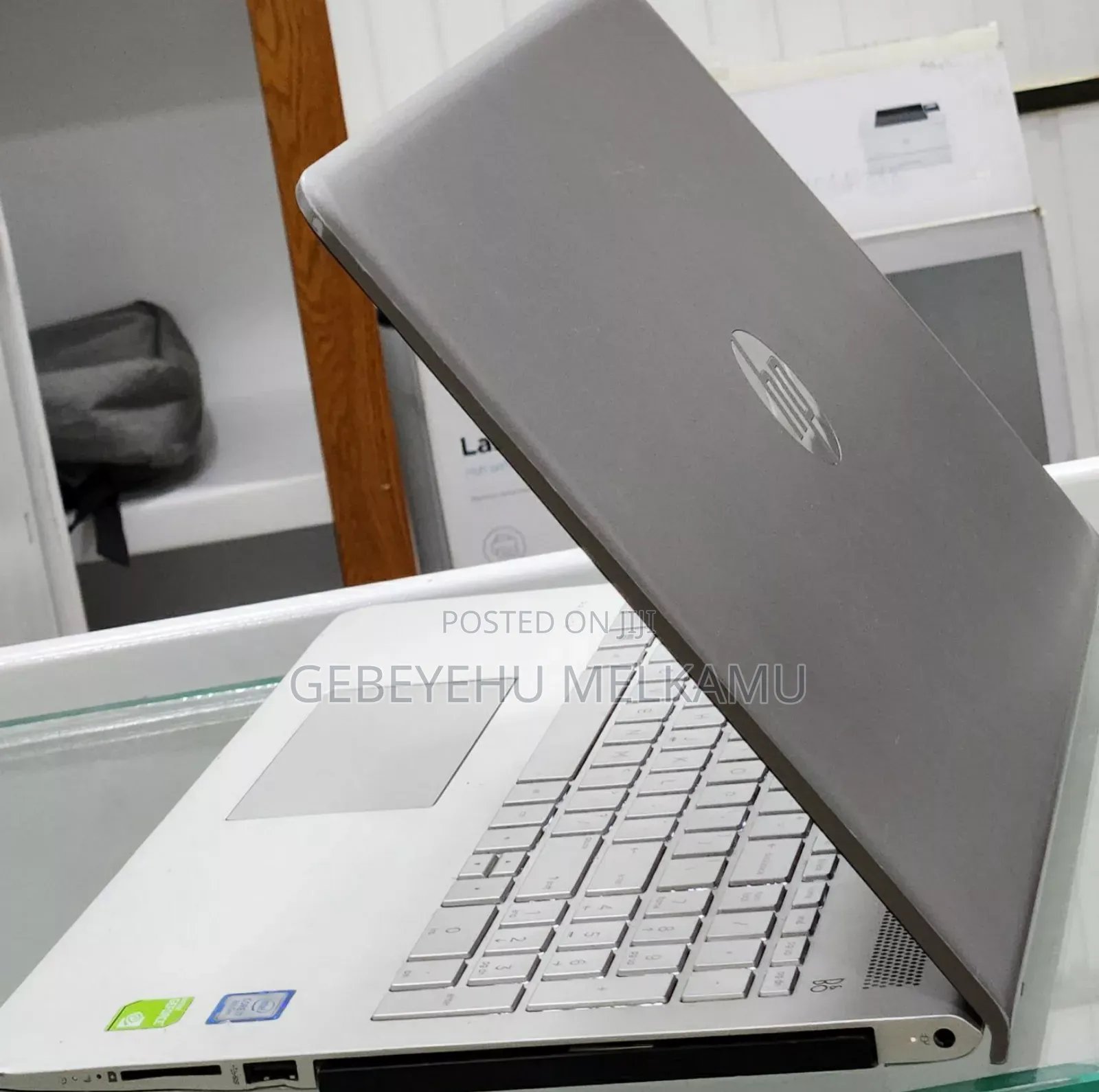 New Laptop HP Pavilion 15 8GB Intel Core i5 SSD 512GB