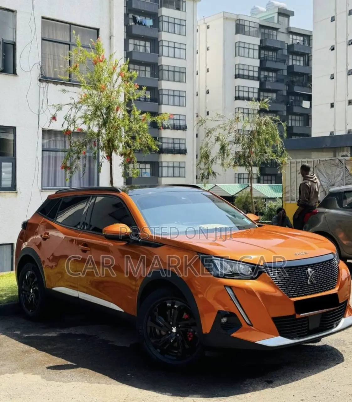 Peugeot 2008 1.2 PureTech (100 Hp) 2021 Orange
