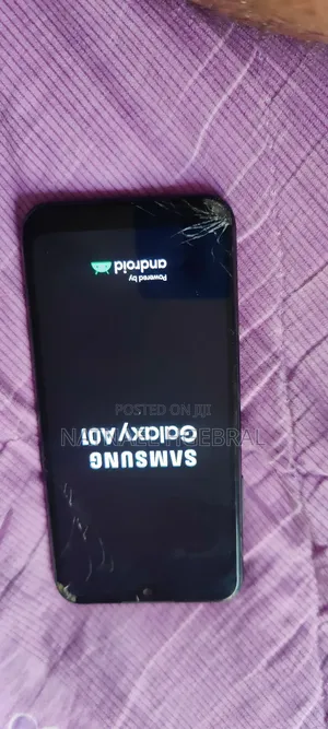 Samsung Galaxy A01 16 GB Black
