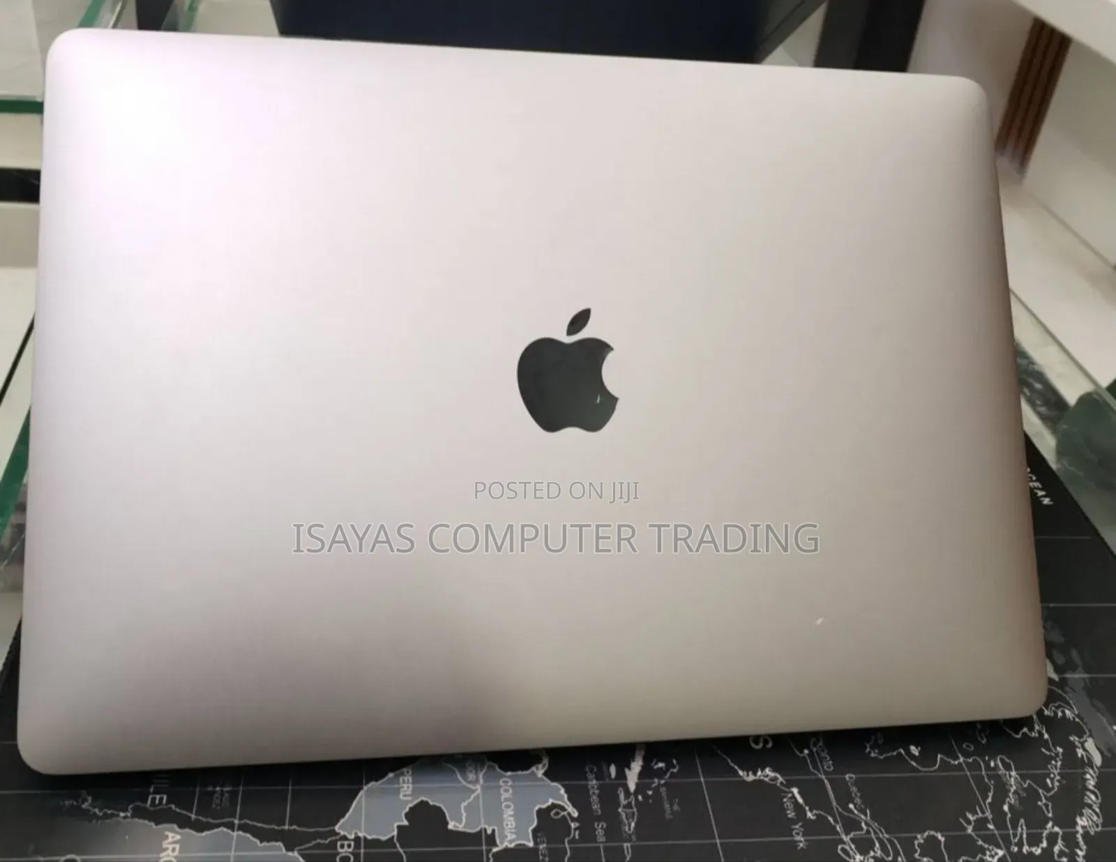 New Laptop Apple MacBook Pro M1 8GB Apple M1 SSD 256GB