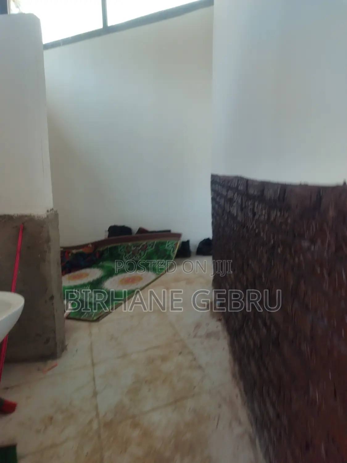 Space Rent for Resturant .Cafe and Other