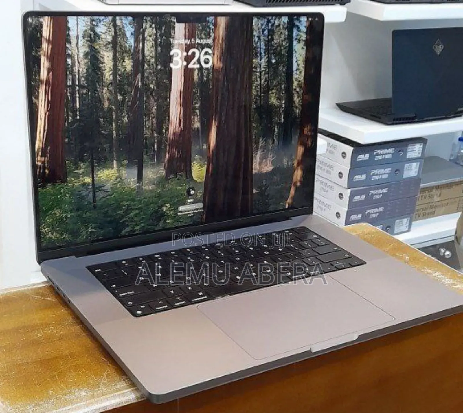 New Laptop Apple MacBook Pro M1 16GB Apple M1 Pro SSD 1T