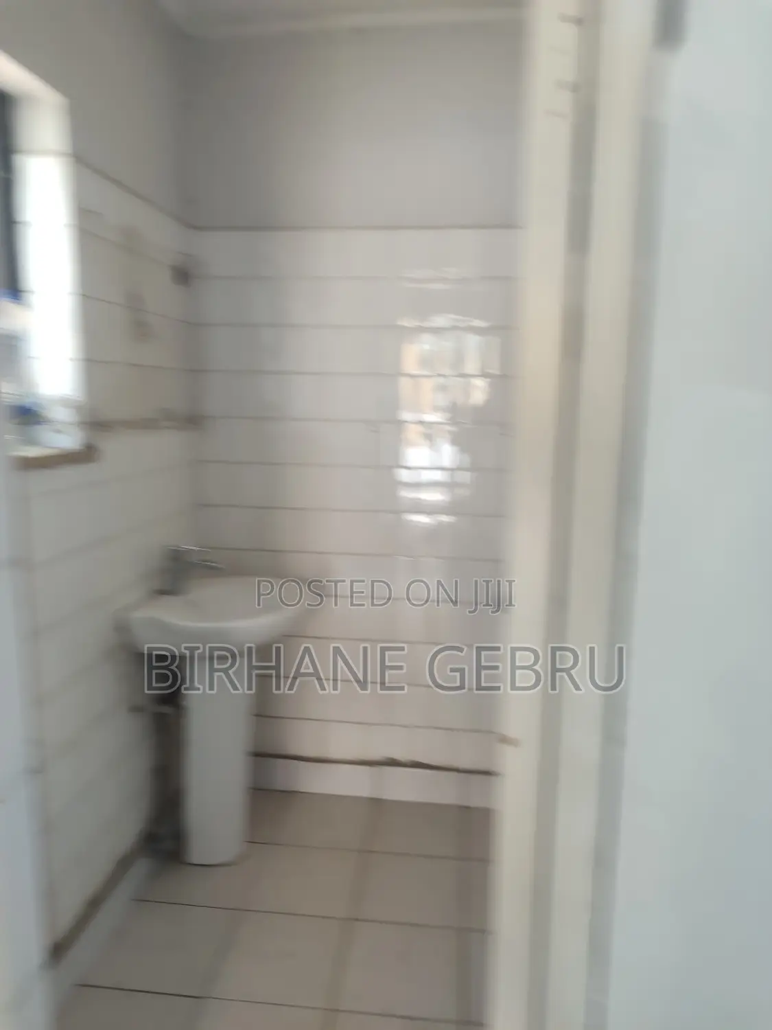 G+1 House Rent for Resturant Cafe Supermarket and Other