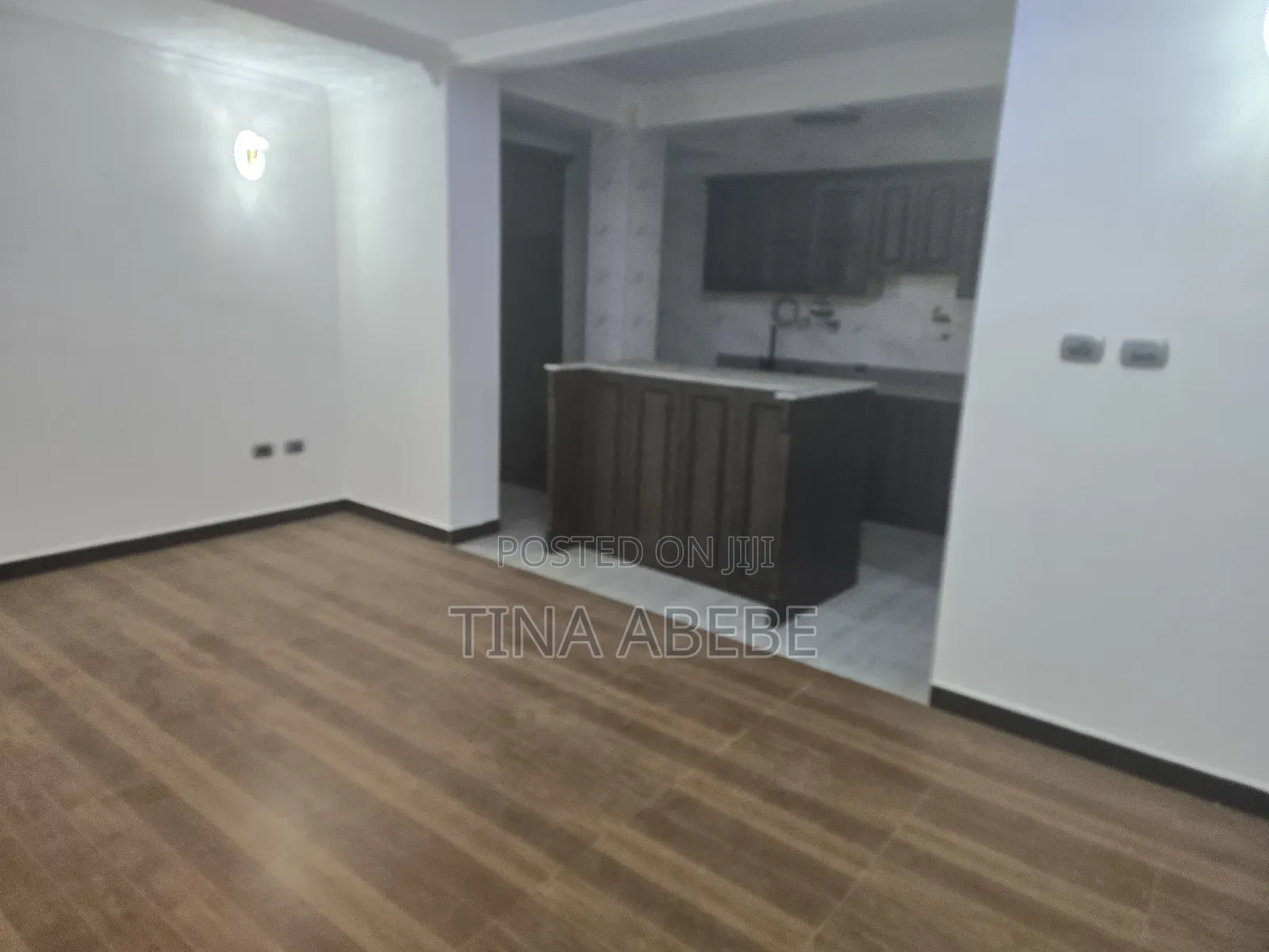 6bdrm House in Akaky Kaliti for sale