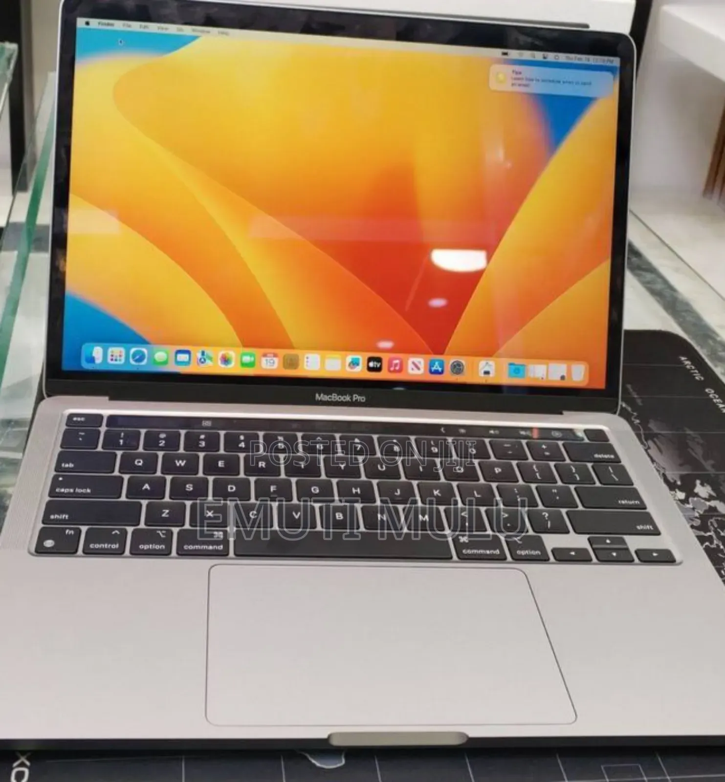 New Laptop Apple MacBook Air 2020 M1 8GB Intel Core i7 SSD 256GB