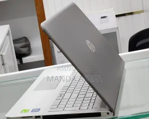 New Laptop HP Pavilion 15 8GB Intel Core i7 SSD 512GB