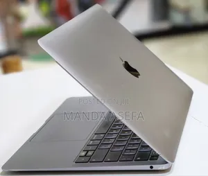 New Laptop Apple MacBook Pro 2019 32GB Intel Core i7 SSD 512GB
