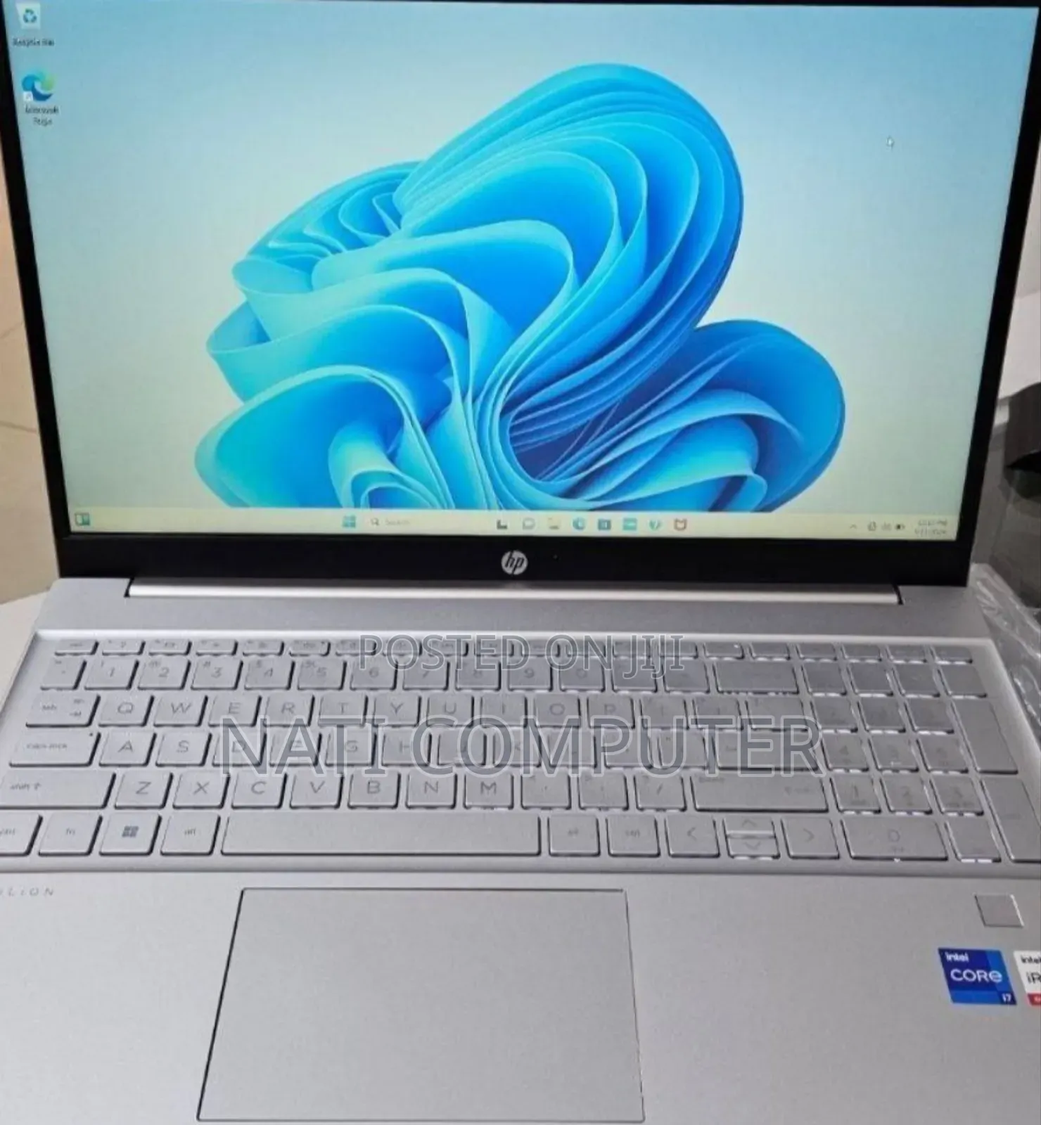 New Laptop HP Pavilion 15 8GB Intel Core i7 SSD 512GB