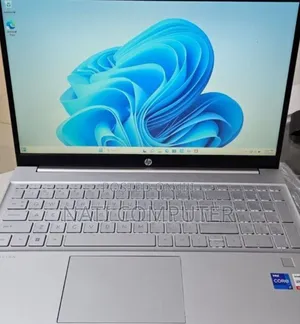 New Laptop HP Pavilion 15 8GB Intel Core i7 SSD 512GB
