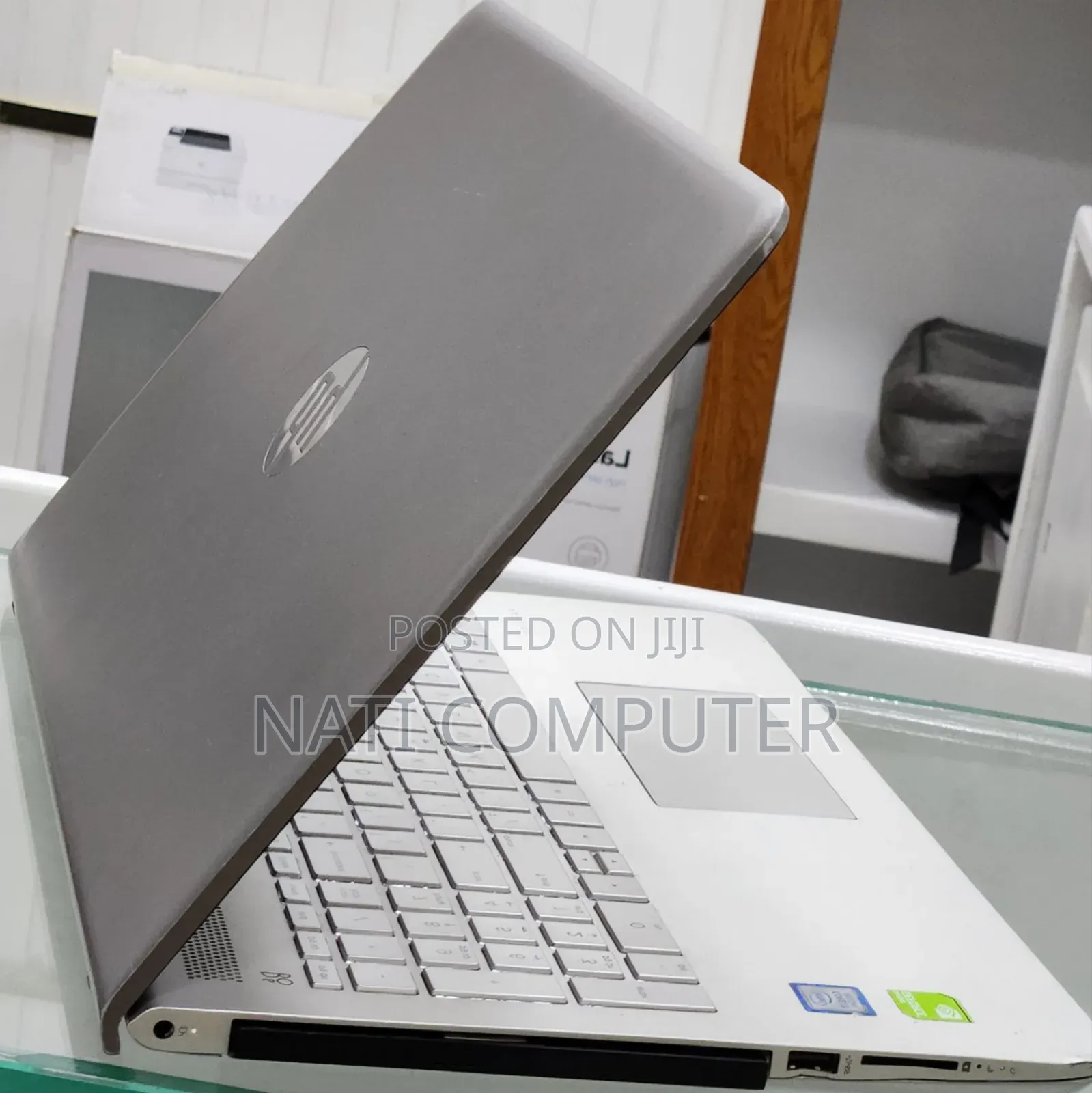 New Laptop HP Pavilion 15 8GB Intel Core i7 SSD 512GB