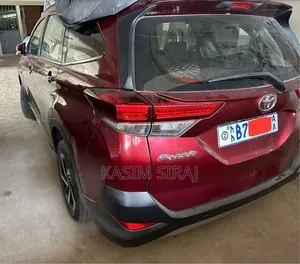 Toyota Rush 1.5 AWD 2021 Burgundy